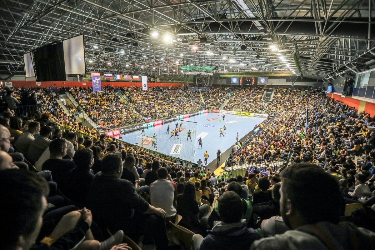 Notranjost med dogodkom